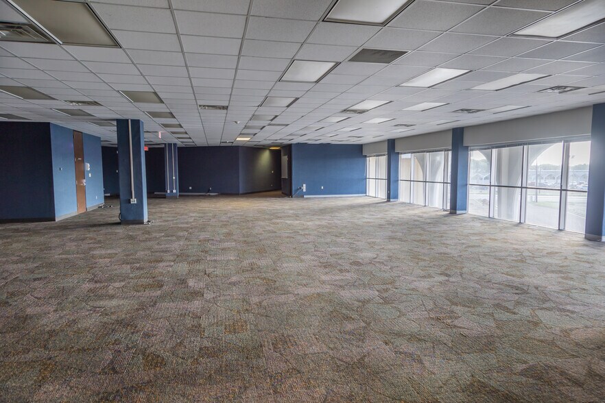 More Photos Of 4215 S Staples St, Corpus Christi Medical For Lease