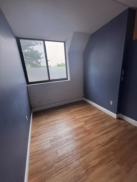 More Photos Of 26 S Water St, New Bedford Apartments For Lease