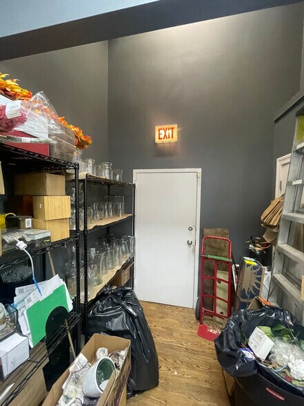 More Photos Of 3118 N Lincoln Ave, Chicago Apartments For Sale