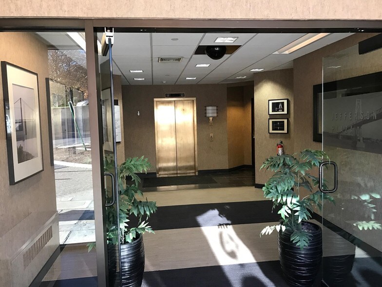 More Photos Of 4 Jefferson Plz, Poughkeepsie Office For Lease