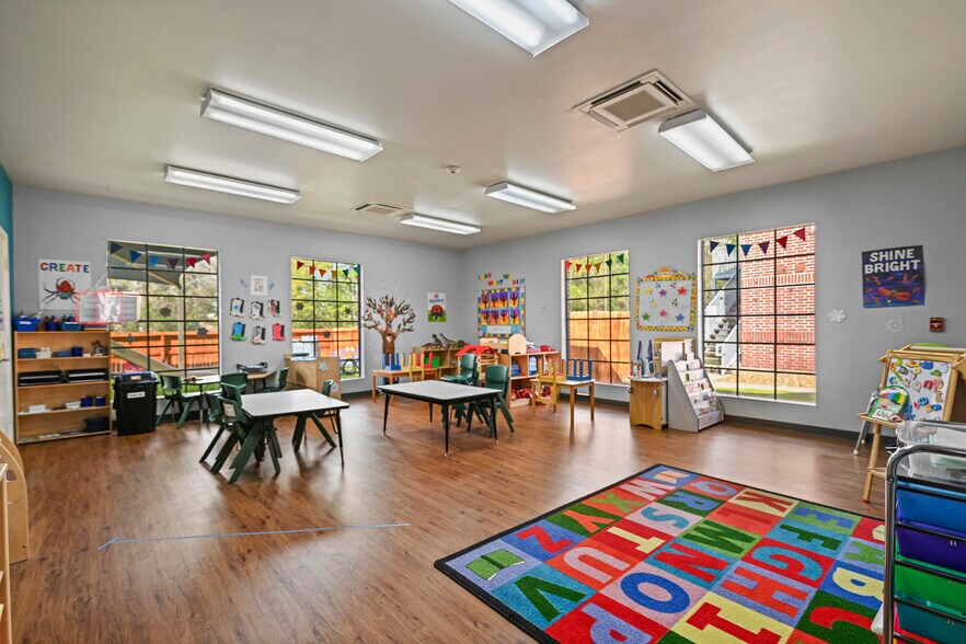 More Photos Of 1202 N Millbend Dr, Spring Religious Facility For Sale