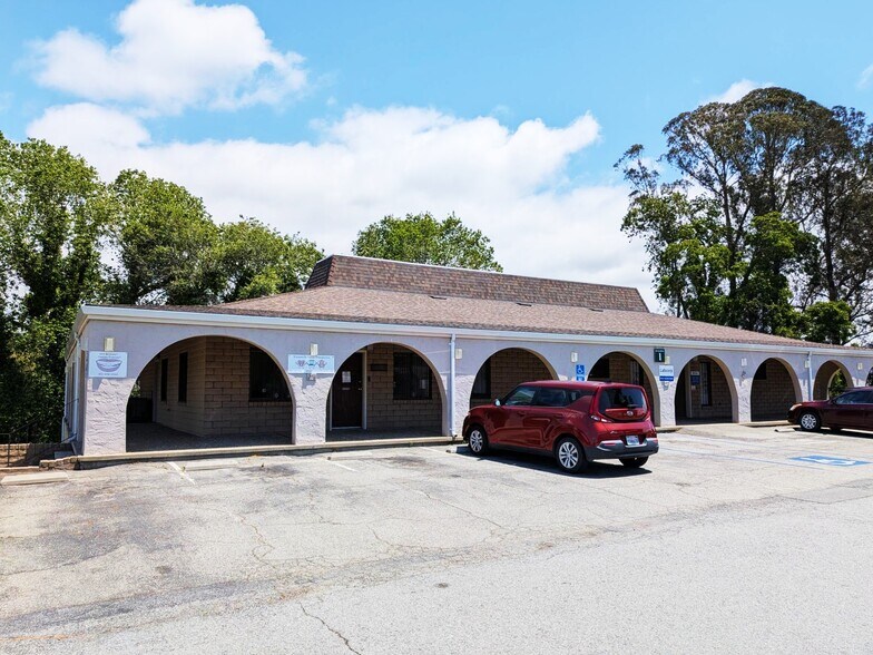 More Photos Of 280 Green Valley Rd, Freedom Medical For Lease