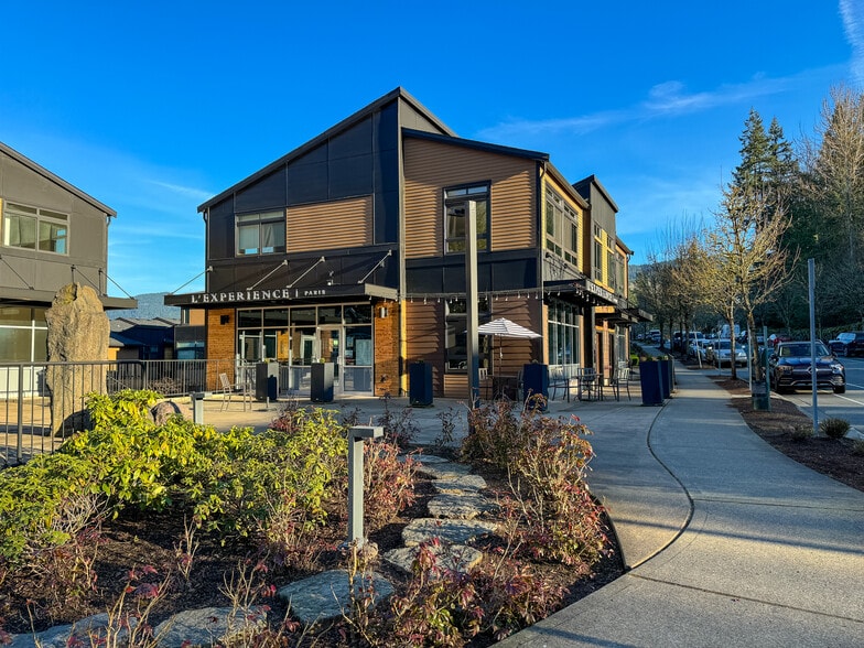Primary Photo Of 188 Shy Bear Way NW, Issaquah General Retail For Lease