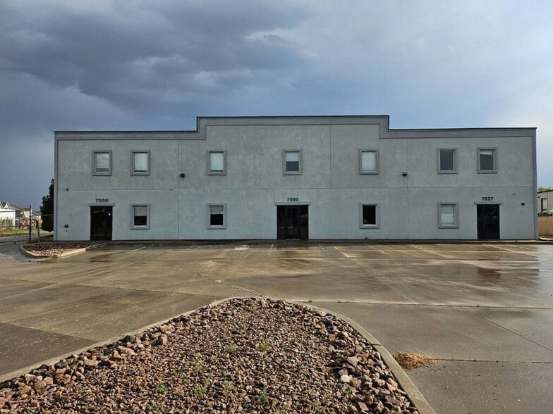 More Photos Of 7927-7939 Red Granite Loop, Colorado Springs Warehouse For Lease