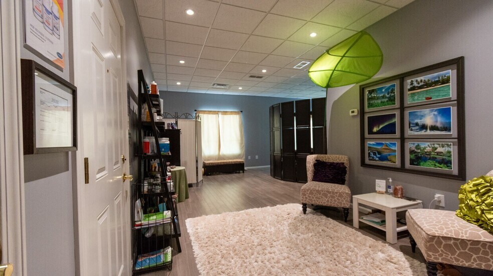 More Photos Of 1031 Wellington Way, Lexington Medical For Sale