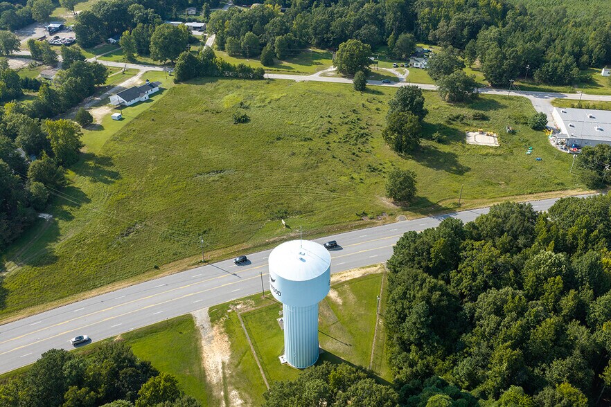 More Photos Of 4911 Emerson St, Hodges Land For Sale