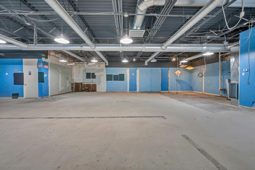 More Photos Of 53 Lake Avenue Ext, Danbury Office For Lease