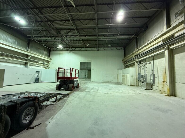 More Photos Of 2224 Industrial Dr, Bethlehem Warehouse For Lease