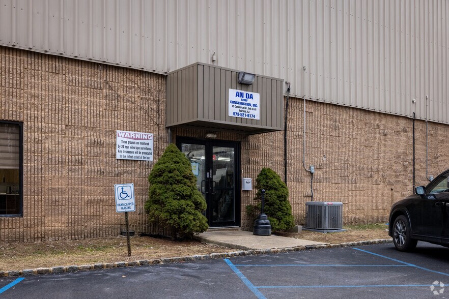 More Photos Of 25 Commerce Rd, Fairfield Warehouse For Lease