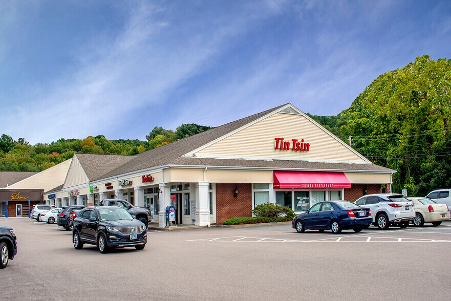 More Photos Of 400 Putnam Pike, Smithfield Unknown For Sale