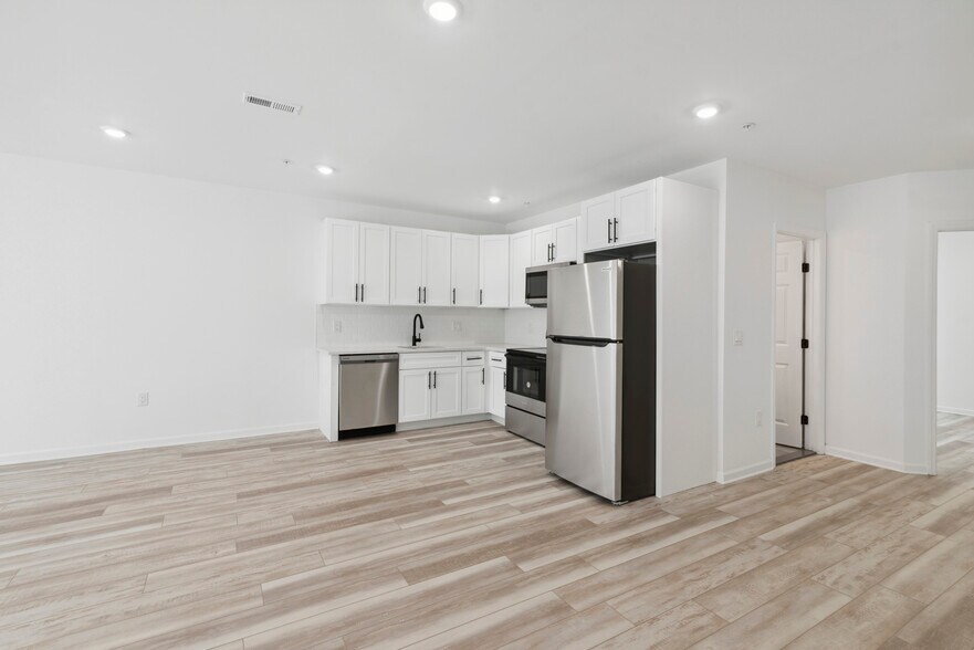 More Photos Of 890 N 42nd St, Philadelphia Multifamily For Sale