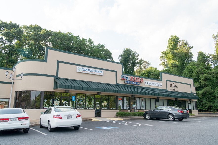 More Photos Of 2440 W Broad St, Athens Freestanding For Lease