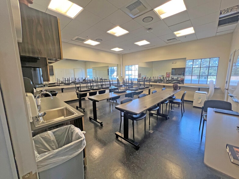 More Photos Of 525 Anacapa St, Santa Barbara Office For Sale