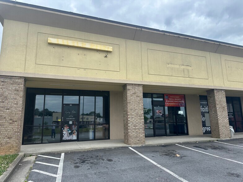 More Photos Of 4150 Jonesboro Rd, Forest Park Freestanding For Lease