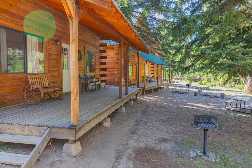 More Photos Of 860 County Road 142, Lake City Hotel For Sale