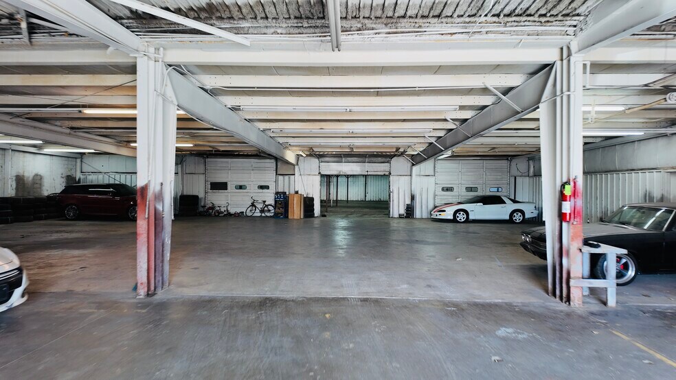 More Photos Of 1520 S Central Ave, Oklahoma City Manufacturing For Sale