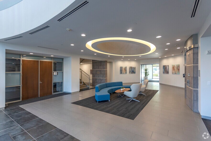 More Photos Of 3207 Grey Hawk Ct, Carlsbad Office For Lease