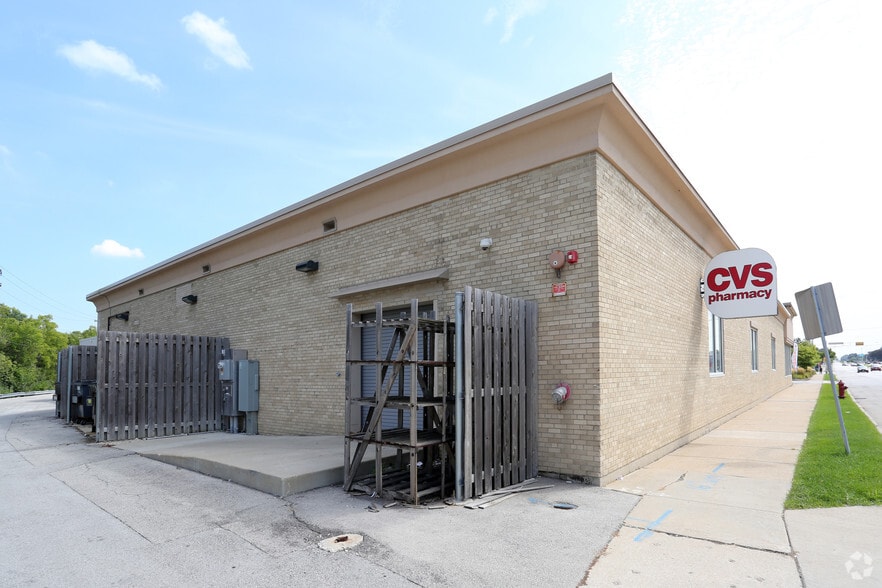 More Photos Of 7500-7552 W Oklahoma Ave, West Allis Freestanding For Lease