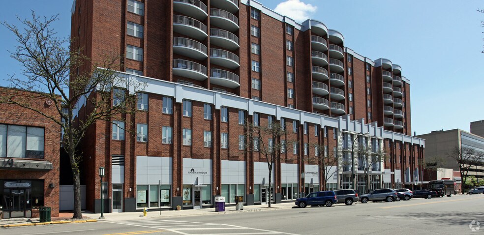 More Photos Of 401-411 S Old Woodward Ave, Birmingham Office Residential For Lease