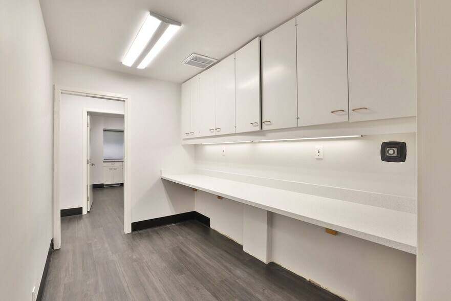 More Photos Of 2504 Samaritan Dr, San Jose Medical For Lease