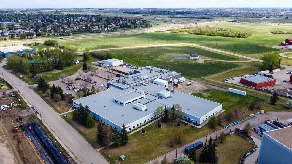 More Photos Of 9421 17th Ave NW, Edmonton Office For Sale