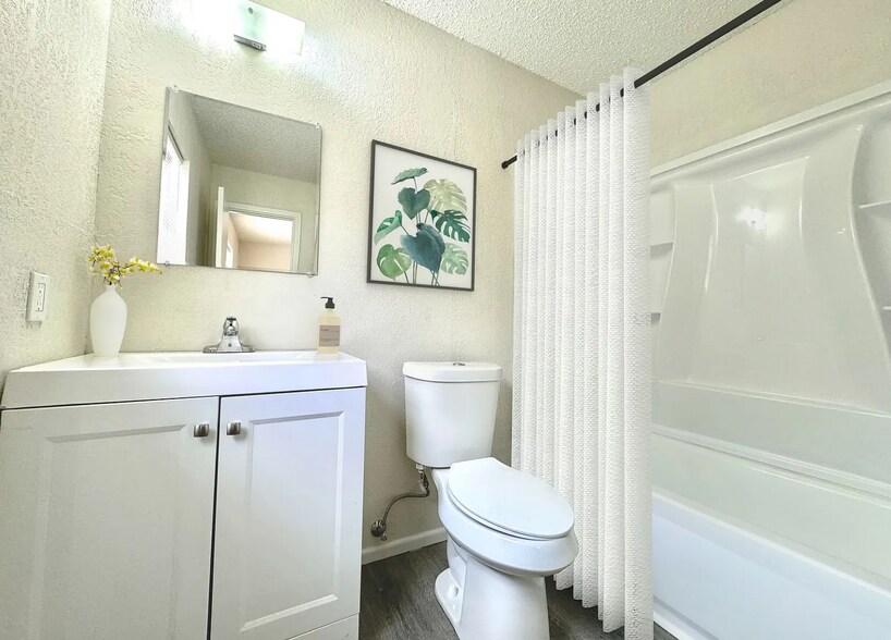More Photos Of 1107 52nd St, Lubbock Apartments For Sale