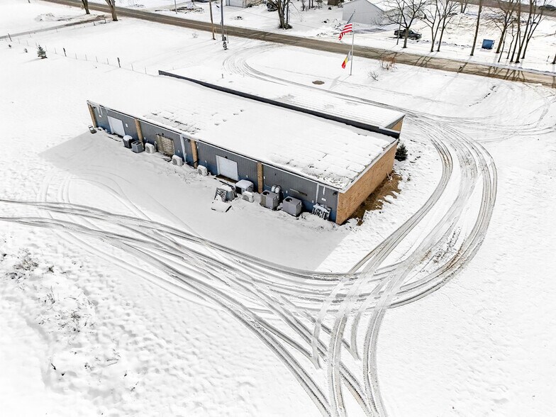 More Photos Of 2565 111th Ave, Allegan Office For Sale