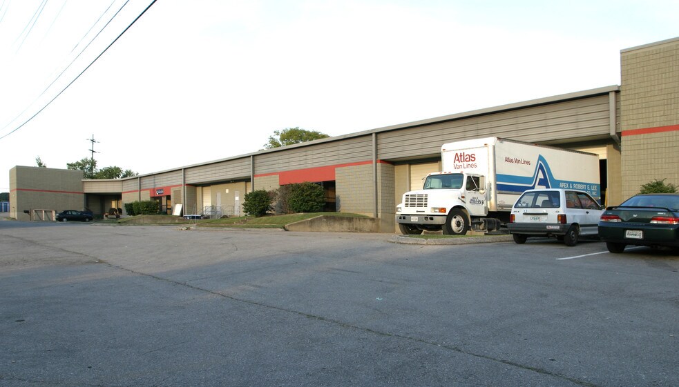 More Photos Of 1205 Antioch Pike, Nashville Warehouse For Lease