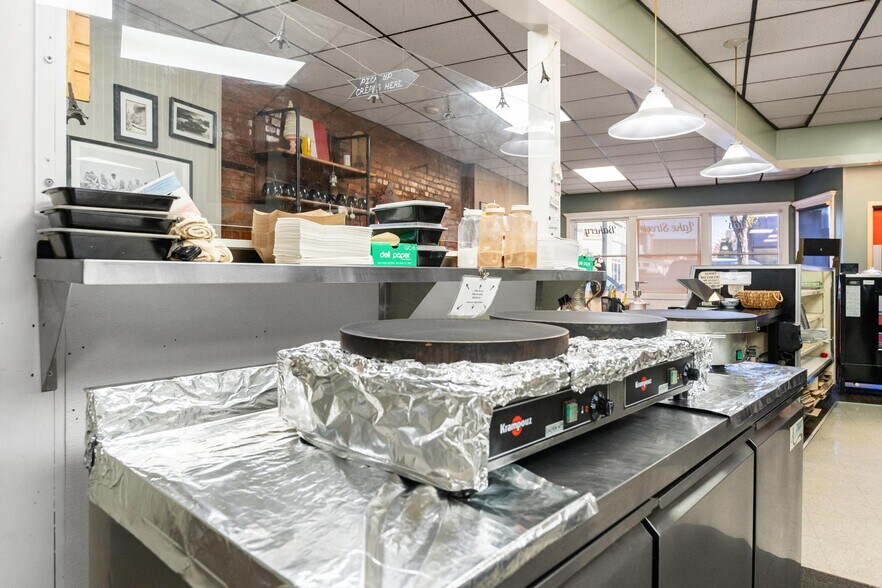 More Photos Of 110 S Lake St, Boyne City Restaurant For Sale
