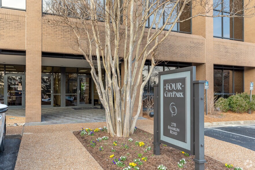 More Photos Of 278 Franklin Rd, Brentwood Office For Lease
