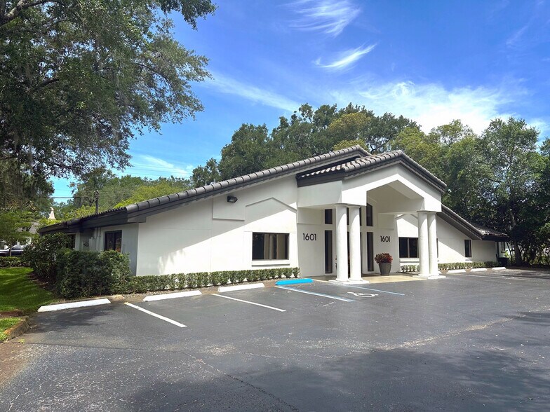 More Photos Of 1601 E Amelia St, Orlando Office For Sale