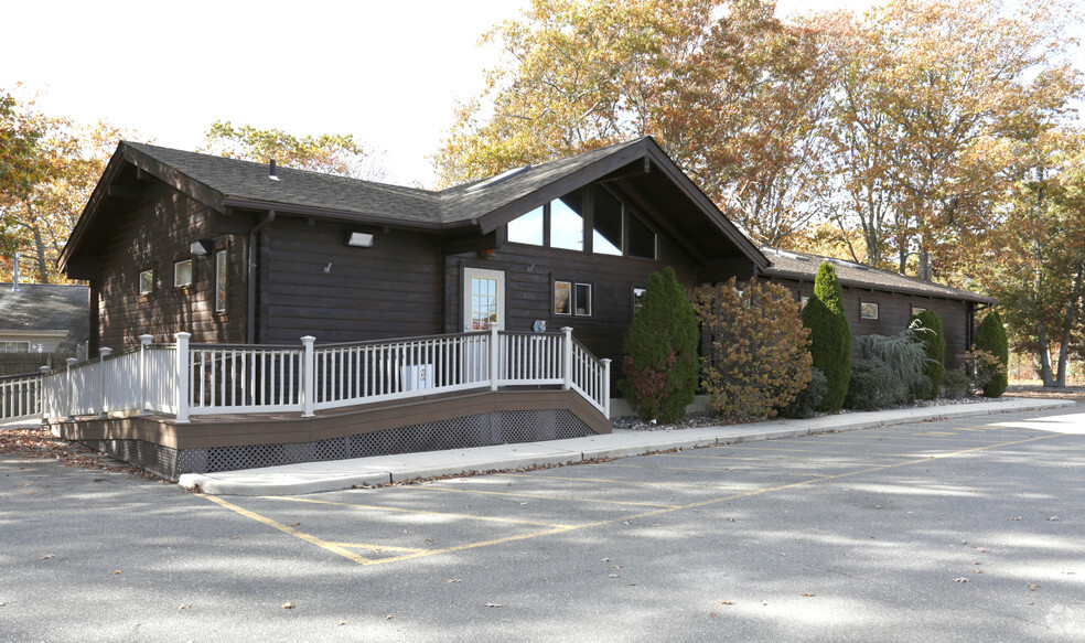 Primary Photo Of 321 Lacey Rd, Forked River Medical For Sale