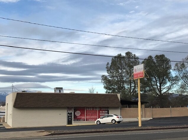 More Photos Of 2478 Victor Ave, Redding Light Manufacturing For Lease