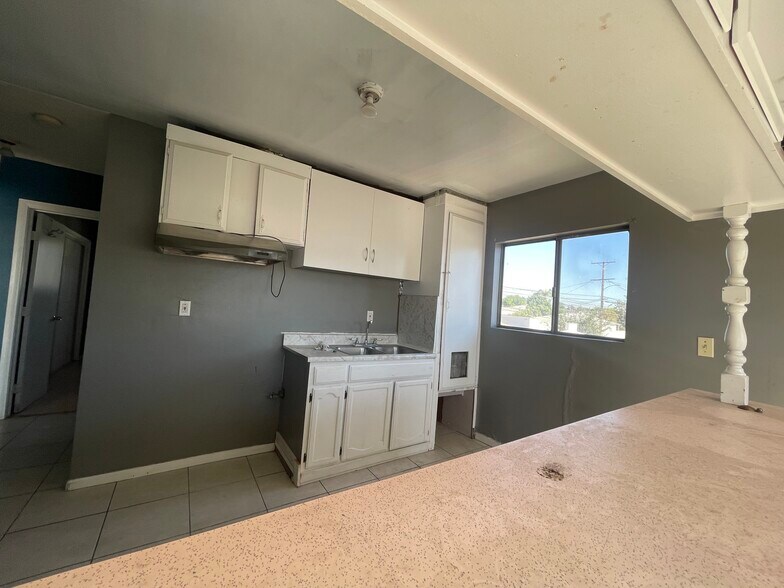 More Photos Of 5609-5613 E Beverly Blvd, East Los Angeles Storefront Retail Residential For Sale