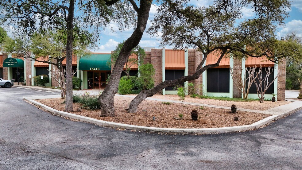 Primary Photo Of 16410 Blanco Rd, San Antonio Office For Lease