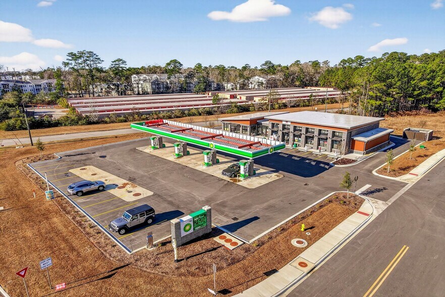 More Photos Of 5652 Ogeechee Rd, Savannah General Retail For Lease