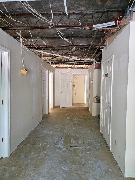 More Photos Of 6060-6074 Franconia Rd, Alexandria Medical For Sale