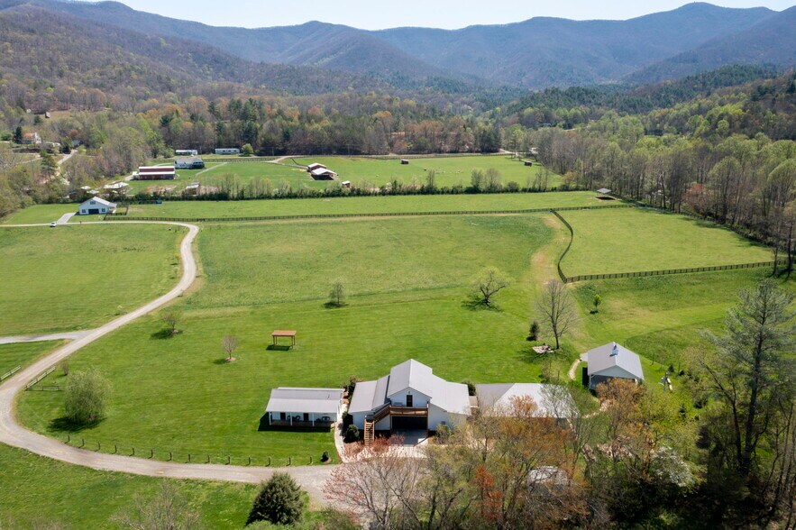 More Photos Of , Young Harris Specialty For Sale