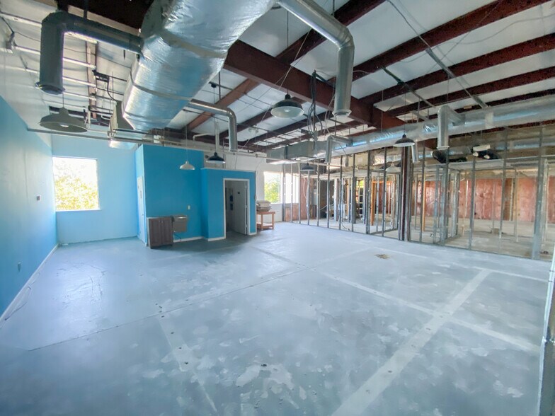 More Photos Of 100 Walkers Village Way, Walkersville General Retail For Lease
