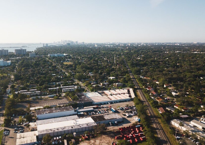 More Photos Of 12250 NE 13th Ct, North Miami Office For Lease