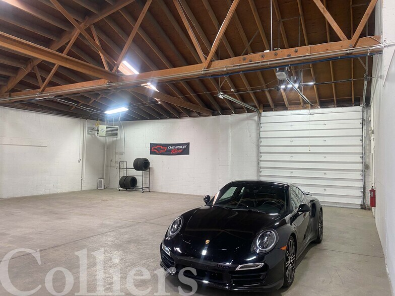 More Photos Of 747 S 13th St, Boise Showroom For Lease