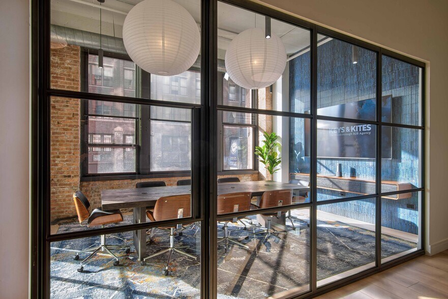 More Photos Of 727 S Dearborn St, Chicago Apartments For Sale