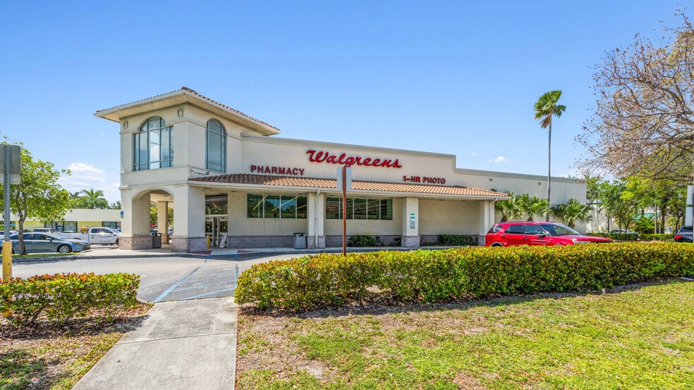 More Photos Of 4509 Summit Blvd, West Palm Beach Drugstore For Sale