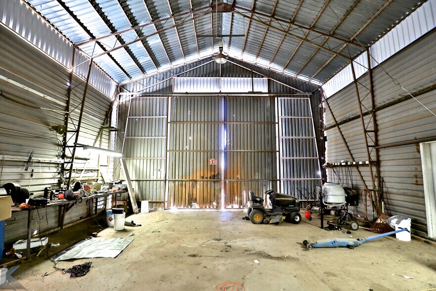 More Photos Of 3097 Brick Plant Rd, Snyder Manufacturing For Sale