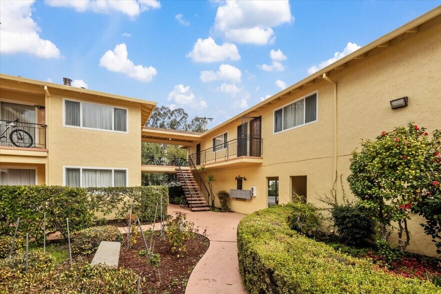 More Photos Of 3860 Park Blvd, Palo Alto Apartments For Sale