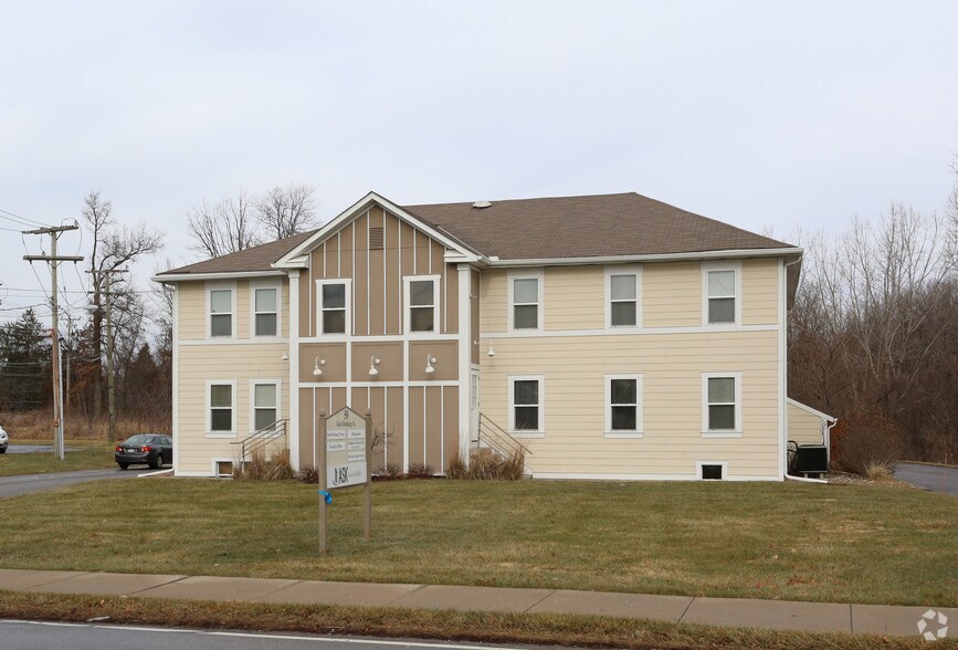 Primary Photo Of 50 E Olentangy St, Powell Office For Lease