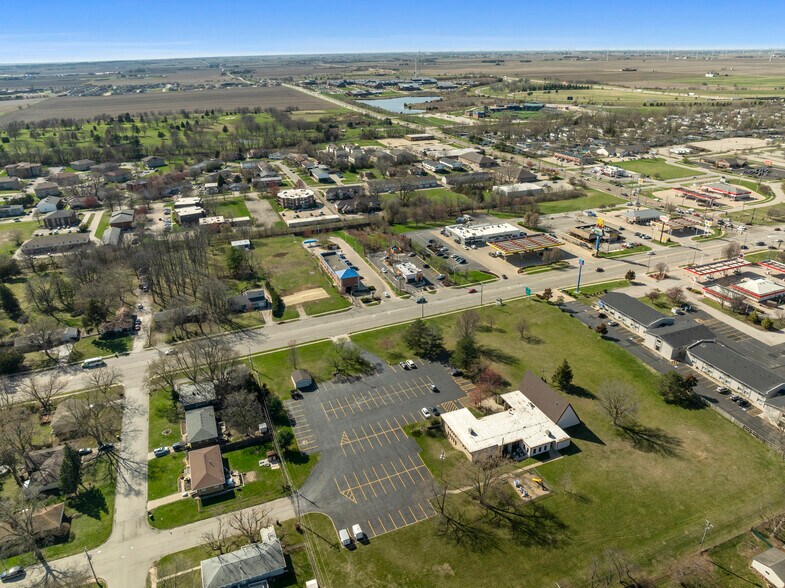 More Photos Of 1515 N Main St, Normal Land For Sale