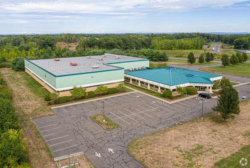 More Photos Of 1404 Blue Hills Ave, Bloomfield Manufacturing For Lease