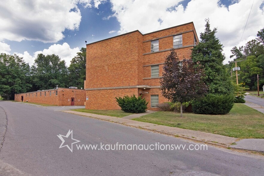More Photos Of 100 Bluestone Rd, Mount Hope Research And Development For Sale