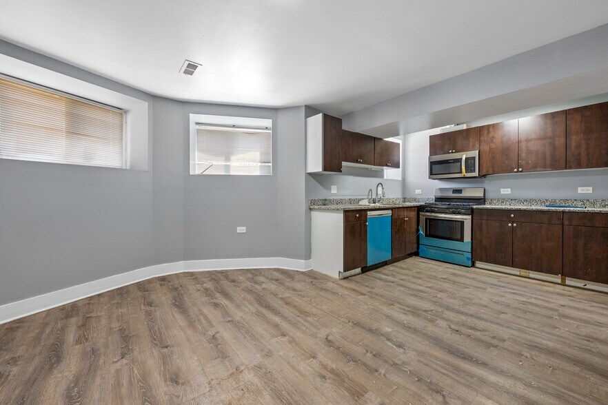 More Photos Of 5150 S Calumet Ave, Chicago Apartments For Sale